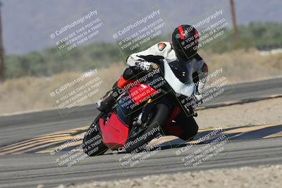 media/Oct-13-2025-Moto Forza (Mon) [[a66d839500]]/3-B Group/Session 3 (Turn 16)/